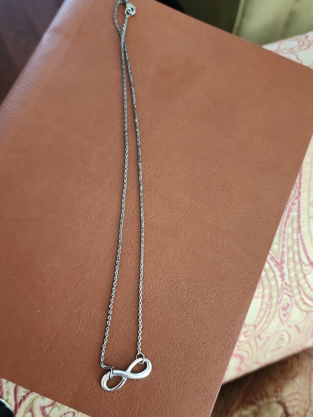 Avon Sterling Infinity Pendant Necklace in Silver